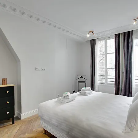 Pick A Flat - Saint Germain - Rue Du Buci * Parigi